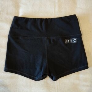Fleo black shorts